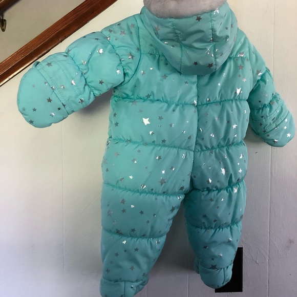 Carter’s Snowsuit - Picture 3 of 7